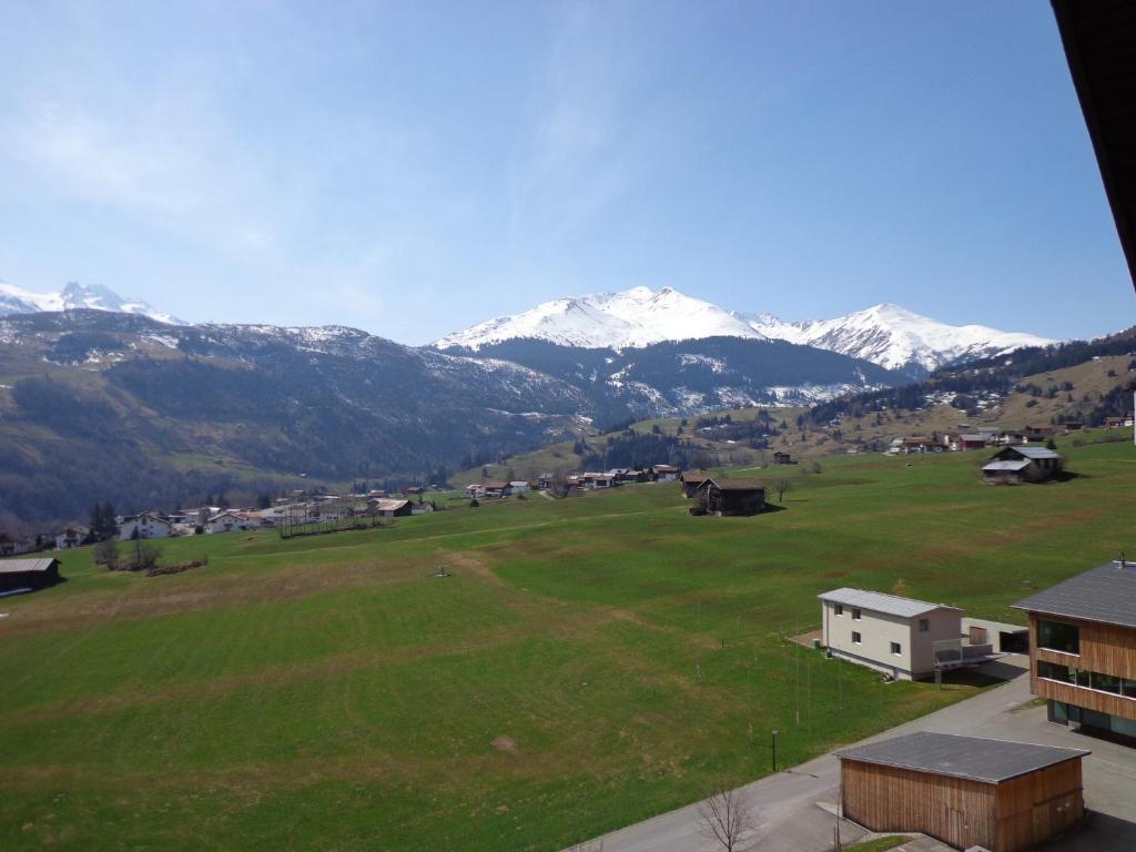 Apart Holidays - Haus Acletta Apartment *